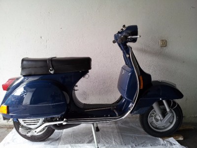 201309-vespa_RM44_03.jpg