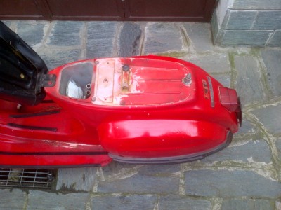 Vespa 50 tre marce 1969 (1).jpg