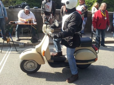 Vespa-1.jpg