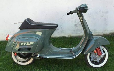 Vespa-Primavera-Lackierung-RAL-7009-gruengrau-1.jpg