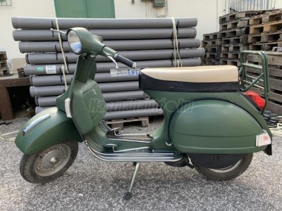 Vespa 1.jpg